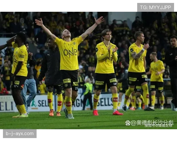 Rodrygo强势突破,年轻新星闪耀足坛 Rodrygo强势突破,年轻新星闪耀足坛